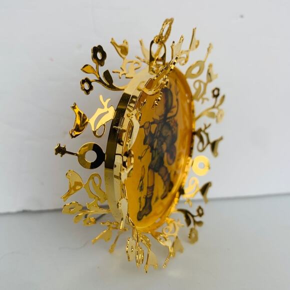 1986 Hummel Gold Ornament - Picture 4 of 10